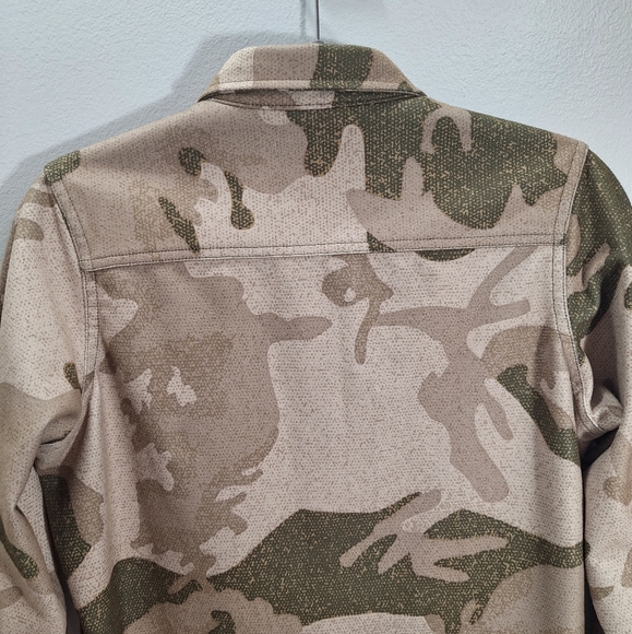 Cabela's Outdoor Gear Womens Medium Button Down Shirt Camo Hunting Military - Picture 8 of 15